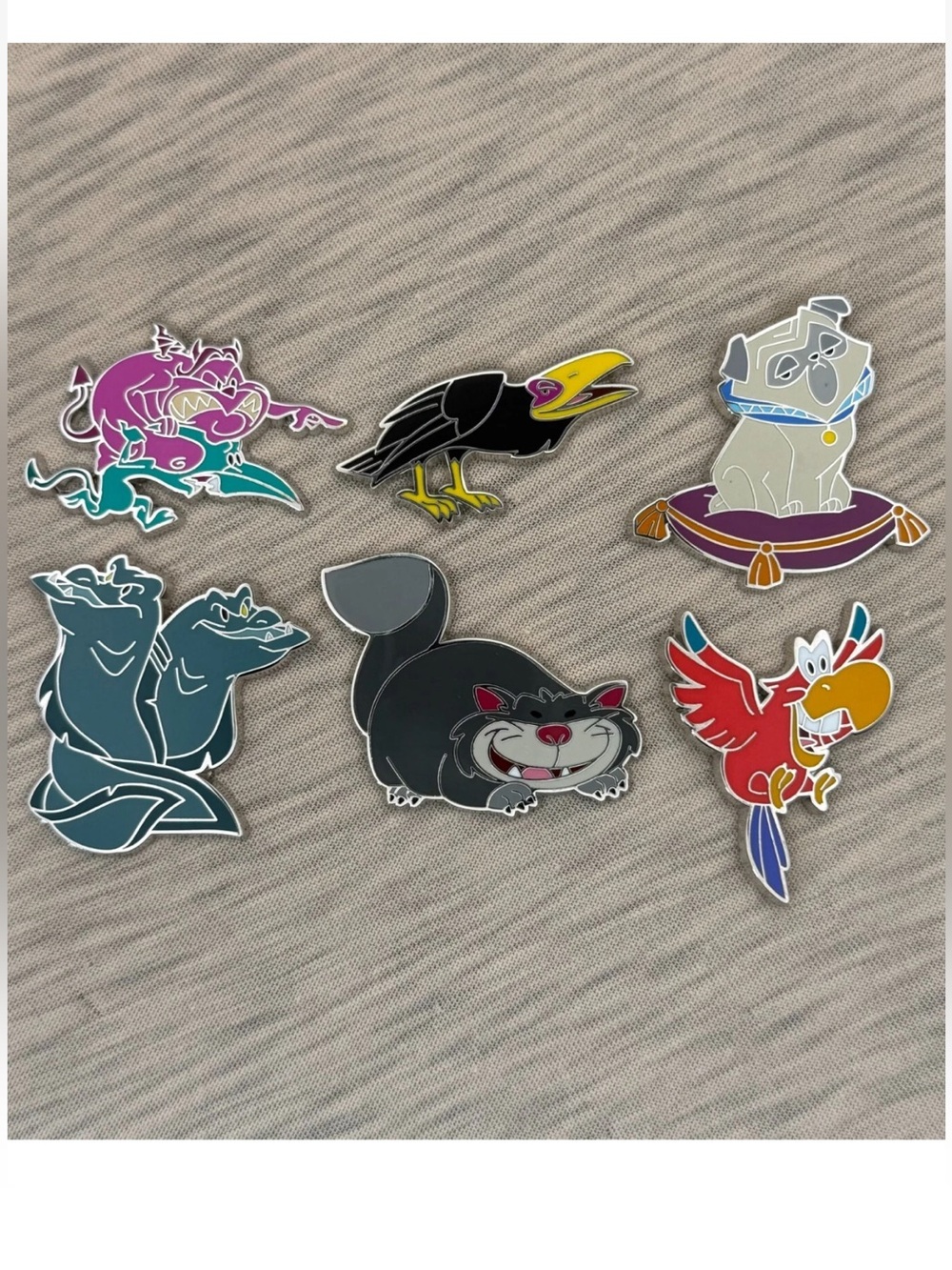 Disney Villain Sidekicks Booster Pin Set Lucifer Percy Diablo Flotsam jetsam